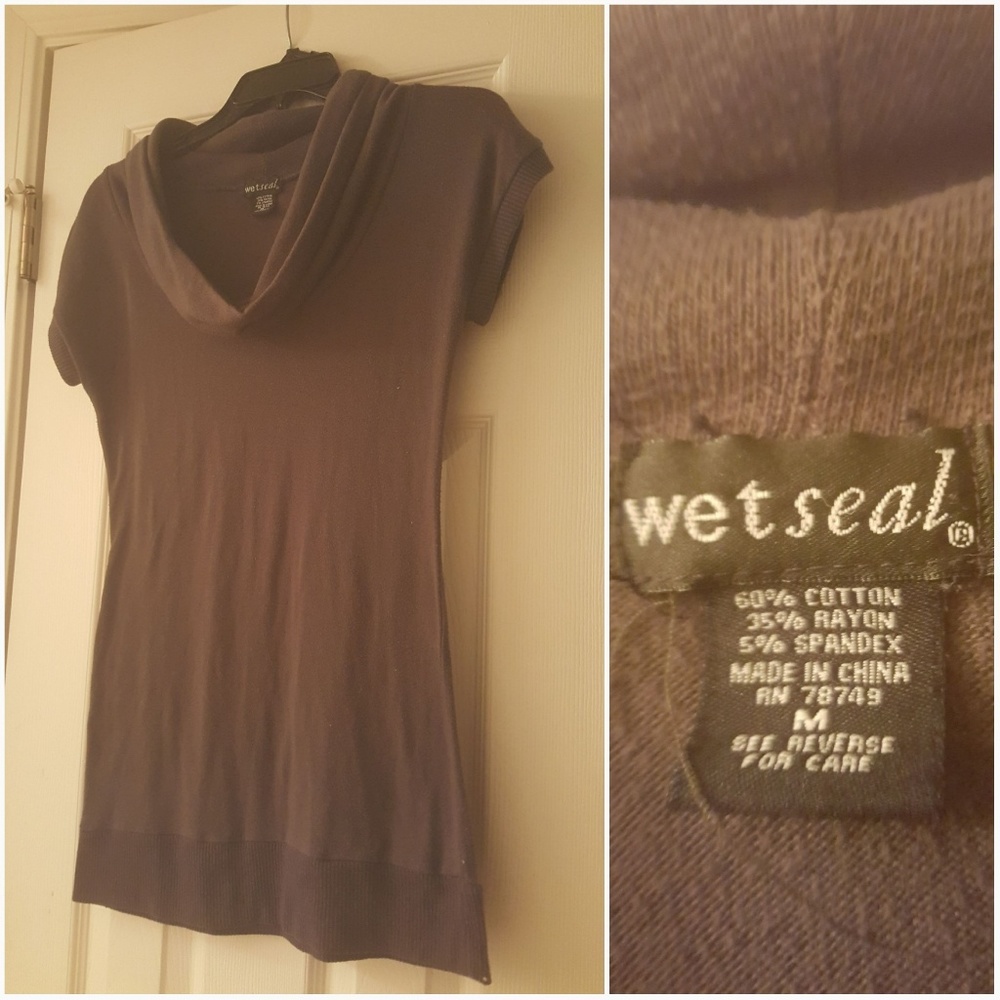 Only available in a bundleWetseal deep green Top